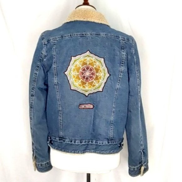 GAP Jackets & Blazers - Gap Denim Sherpa Jacket M Blue Jeans Trucker Patch Namaste Mandala